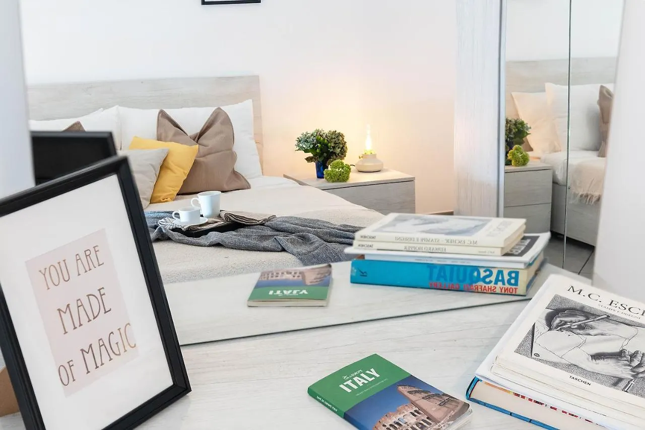 Sweet Home In Laterano Rome Apartment